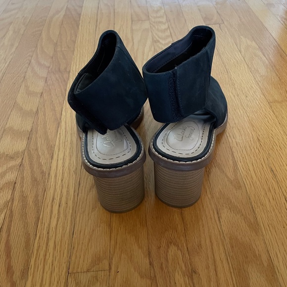 Clarks size 8.5 women’s peep toe sling back shoe - Picture 4 of 8